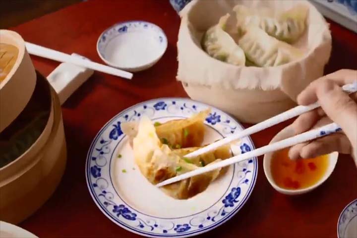 青島食品企業(yè)-餃皇美食推流廣告片